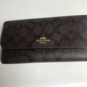 Coach womens wallet